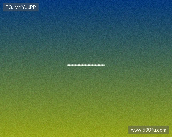 皇马发布新赛季第二客场球衣致敬老伯纳乌蓝色座椅设计灵感